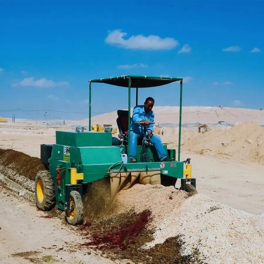 Compost Turner Machine - Mesin Pengolah Kompos Kotoran Ayam Organik